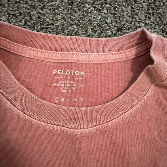 Peloton long sleeve shirt size medium - Picture 2 of 2